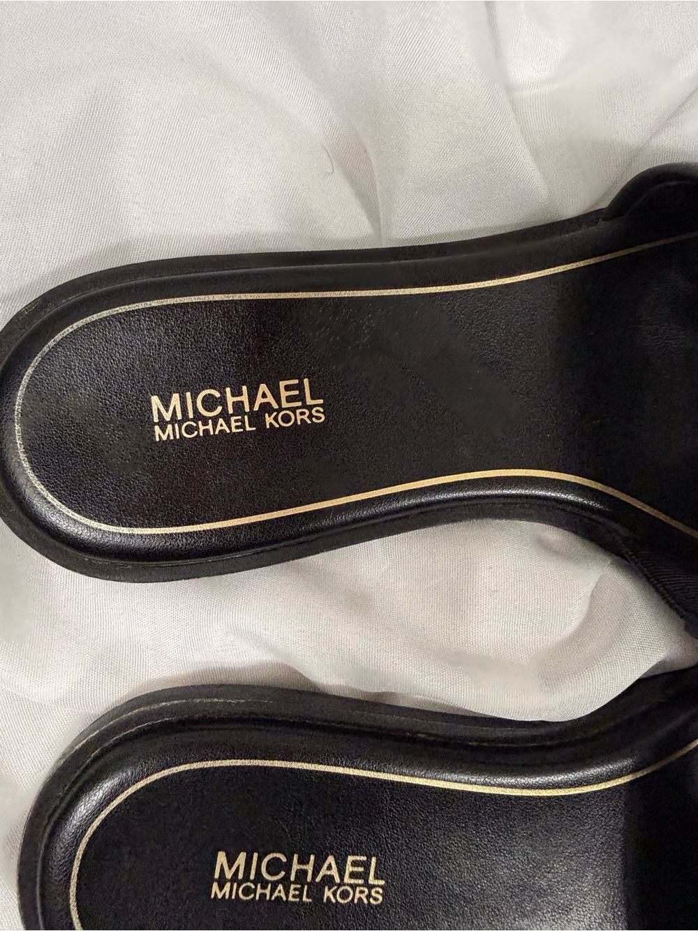 Michael Kors Deanna Black Logo Slide Sandals Size 7M - Picture 8 of 9